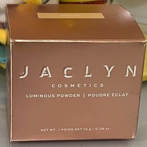 BNWB Jaclyn Cosmetics Luminous Powder/ Shade- Dew Me
